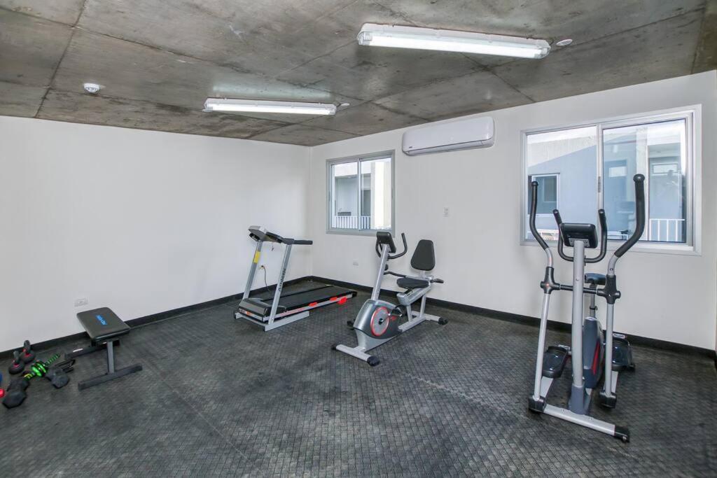 A estrenar! Apartamento con pileta zona aeropuerto WIFI 200MG Asunción Exterior foto